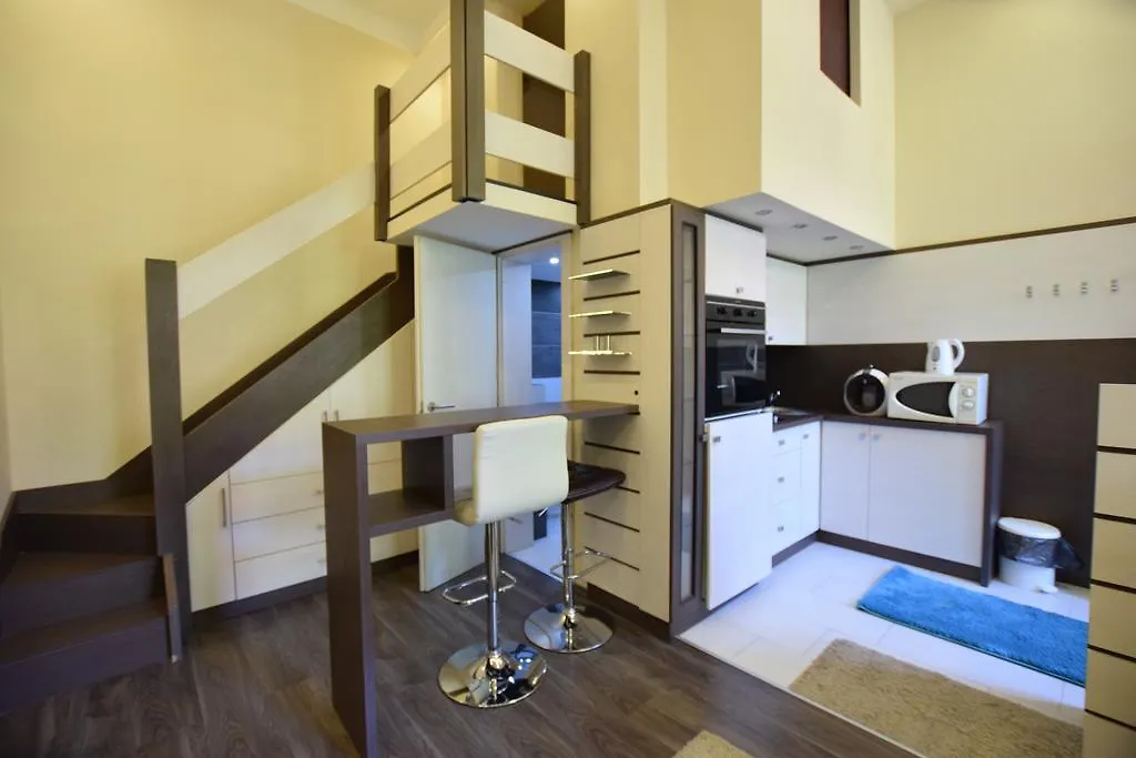 Standard Apartment By Hi5 - Fejer Gyorgy St Budapest