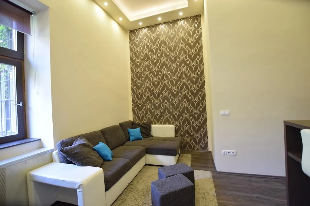 Standard Apartment By Hi5 - Fejer Gyorgy St Budapest